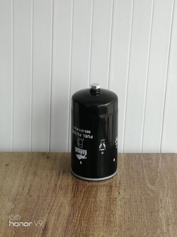 KOMATSU 小松600-311-9121 (1)